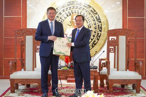 Lãnh đạo tỉnh Cà Mau đón tiếp Tổng lãnh sự Trung Quốc