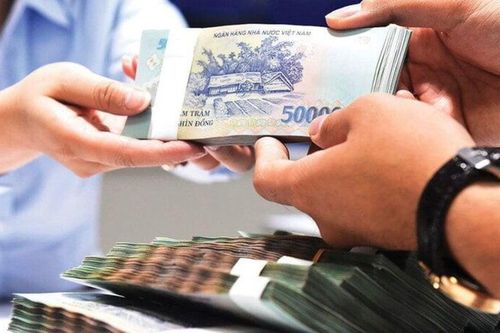 Lãi suất ngân hàng OceanBank, Vietbank mới nhất sau khi tăng mạnh vượt 6%: Có 200 triệu đồng gửi kỳ hạn 36 tháng nhận bao nhiêu tiền lãi?
