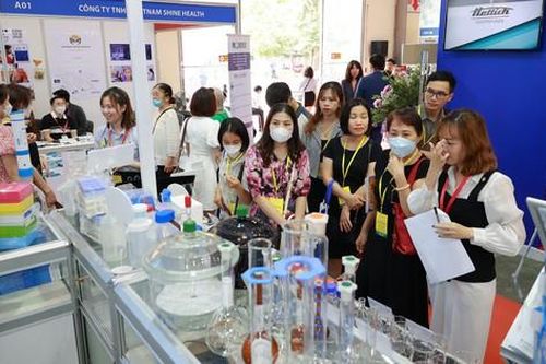VietLab Expo 2024 trình diễn công nghệ, sản phẩm mới về thiết bị thí nghiệm, phân tích ngành hóa dược