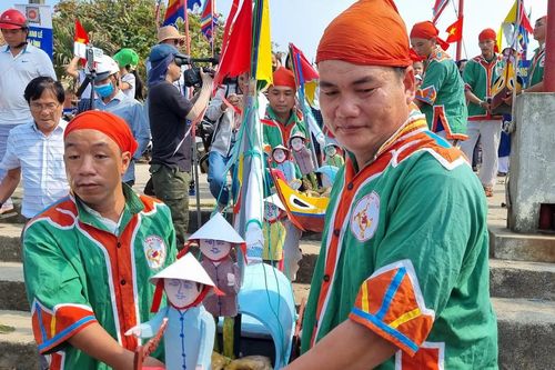 Quảng Ngãi: Đặc sắc lễ khao lề thế lính Hoàng Sa