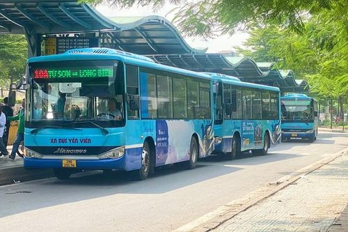 Xe buýt Hà Nội tăng chuyến phục vụ nghỉ lễ 30/4 -1/5