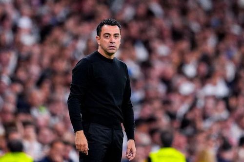 Barcelona và cái bẫy có tên Xavi