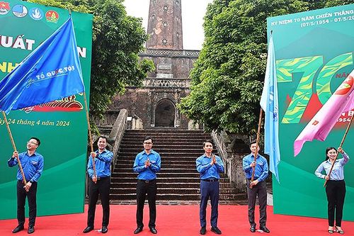 550 thanh thiếu nhi tiêu biểu xuất quân Hành trình 'Điện Biên Phủ - Khát vọng non sông'