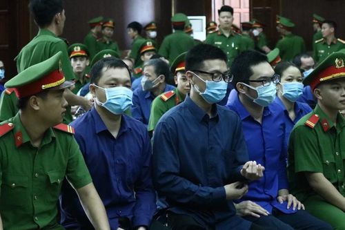 Cựu Cục phó Cục Thuế TPHCM ngất xỉu sau khi Viện Kiểm sát phát biểu quan điểm