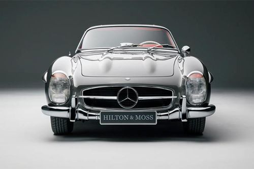 Ngắm 'ông cụ' Mercedes-Benz 300SL Roadster phục chế siêu hoàn hảo