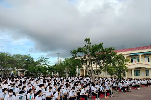 Bạc Liêu chuyển các lớp thí điểm loại hình giáo dục THCS chất lượng cao