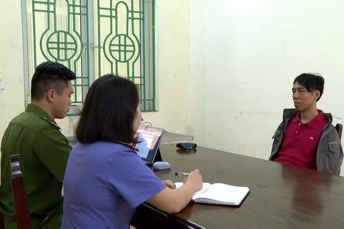 Kẻ cầm dùi cui cướp tiệm vàng tại Phú Thọ từng điều trị tâm thần