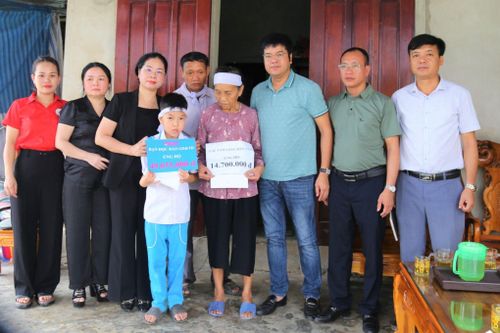 Bạn đọc báo GD&TĐ hỗ trợ hơn 63 triệu đồng đến cậu học sinh lớp 3 mồ côi cha mẹ