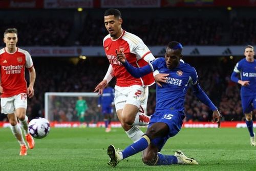 Thắng Chelsea 5-0, Arsenal bỏ xa Man City 4 điểm trên bảng xếp hạng