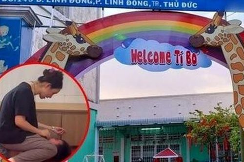 TP. HCM: Đình chỉ lớp mẫu giáo có cô giáo ngồi đè lên người trẻ ép ăn