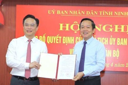 Bổ nhiệm chủ tịch huyện làm Giám đốc Sở Tài chính tỉnh Ninh Bình