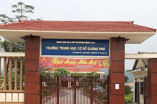Cho nghỉ học 1 tuần đối với nhóm học sinh lột áo, đánh bạn nhập viện