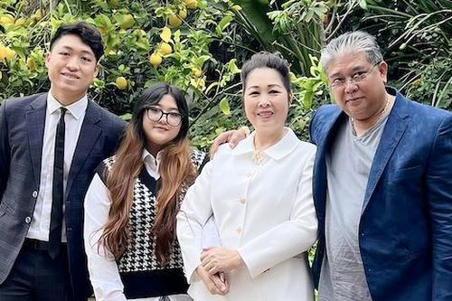 'Điều không tưởng' vợ chồng Lê Tuấn Anh - Hồng Vân giúp con trai