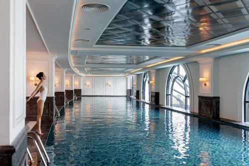 Khách đổ xô đi 'đổi gió', resort gần Hà Nội hết nhẵn phòng