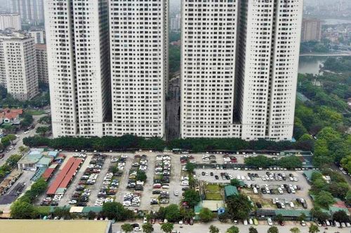 Toàn cảnh khu đất bãi xe 'lậu' sắp xây trường học ở phường đông dân nhất Hà Nội