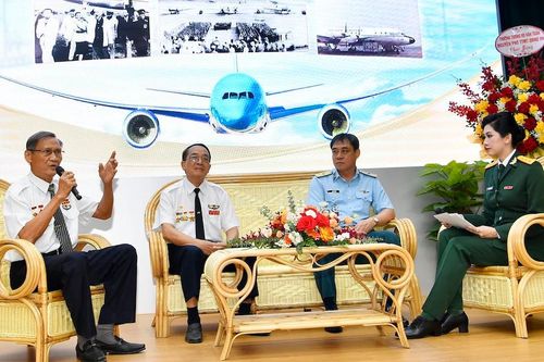 Kỷ niệm 70 năm chiến thắng Điện Biên Phủ: 'Hành trình Chinh phục bầu trời'