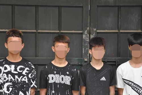 Bắt 4 thanh niên cướp xe máy lúc nửa đêm ở Hải Dương