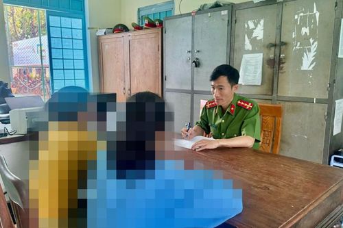 Rủ bé gái đến nhà chơi, 3 thanh niên lần lượt thay nhau hãm hại