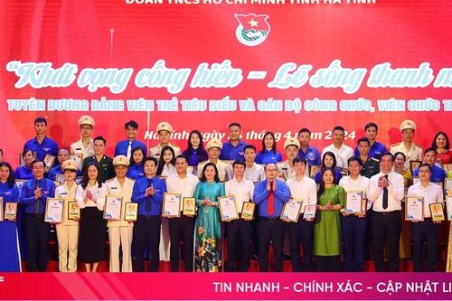 Tuyên dương 35 đảng viên, cán bộ công chức, viên chức trẻ tiêu biểu