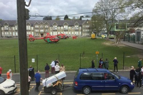 Anh: Đâm dao tại trường trung học ở xứ Wales, ba người bị thương
