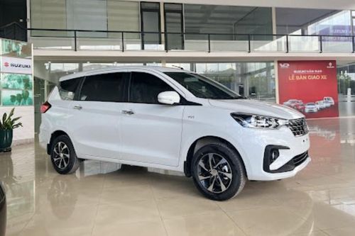 Xe gầm cao siêu tiết kiệm xăng giảm giá gần 90 triệu đồng, rẻ ngang Hyundai Grand i10
