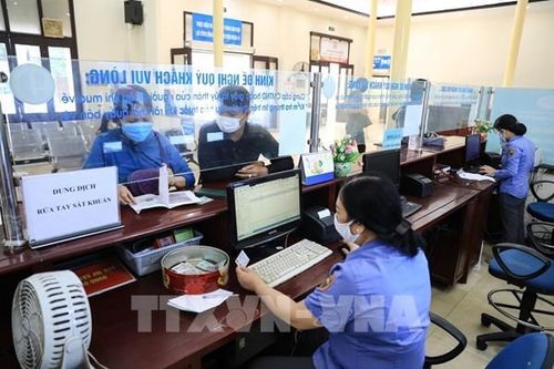 Chưa hết 'khan' vé máy bay, đường sắt 'cạn' vé dịp nghỉ lễ 30/4 - 1/5
