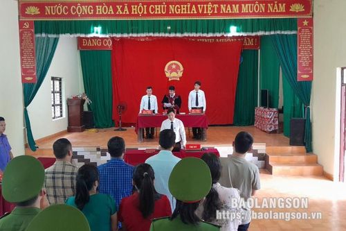 Tòa án nhân dân huyện Đình Lập: Xét xử lưu động vụ án đánh bạc