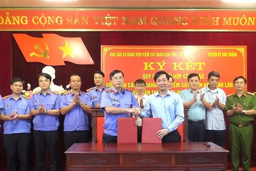 Ký kết quy chế phối hợp giữa Ban cán sự đảng Viện Kiểm sát nhân dân tỉnh với Ban Thường vụ Huyện ủy Bảo Thắng