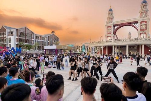 Ngắm phố cổ Hàn Quốc được tái hiện đỉnh cao tại K-Town