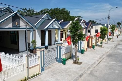 Vận động xây dựng nhà ở cho đồng bào sinh sống trên sông