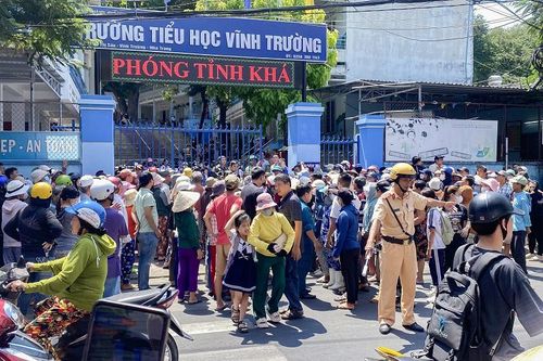 Vì sao liên tiếp xảy ra ngộ độc thực phẩm quanh trường học?