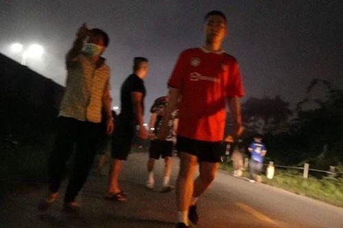 Hai phóng viên bị hành hung khi tác nghiệp tại đám cháy ở Hà Nội