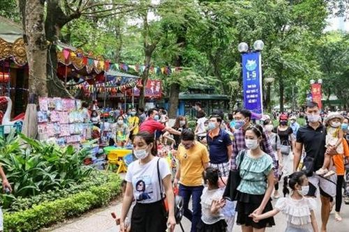 Chơi gì ở Hà Nội trong dịp nghỉ lễ 30/4 - 1/5 tới với tài chính 2 triệu đồng?