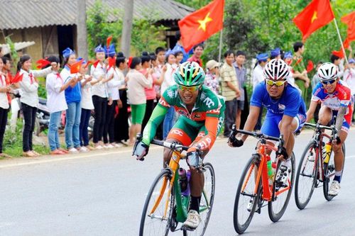 10 đội đua tham dự Cuộc đua xe đạp về Điện Biên Phủ năm 2024
