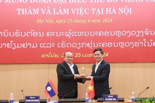 Phó Chủ tịch UBND TP Hà Minh Hải tiếp Đoàn đại biểu Thủ đô Vientiane
