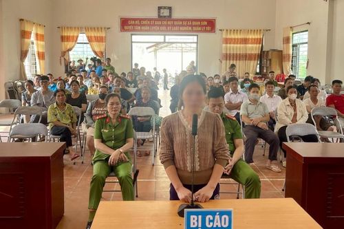 Bản án 10 năm tù cho đối tượng buôn lậu 1000kg pháo hoa nổ