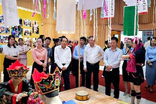 Triển lãm chuyên đề 'Độc đáo Lễ cấp sắc người Dao Thanh Y, tỉnh Quảng Ninh'