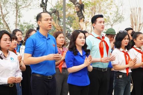 Tuổi trẻ Thủ đô thực hiện nhiều hoạt động ý nghĩa tại tỉnh Điện Biên