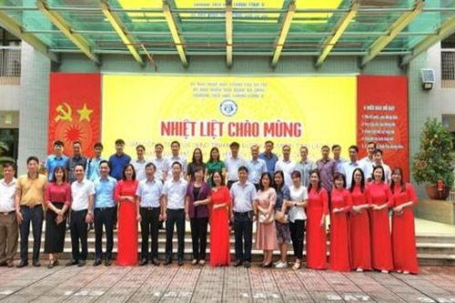 Bình Dương và Lào Cai tham quan mô hình giáo dục tại Hà Nội