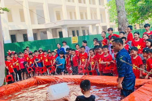 Trang bị kỹ năng phòng chống đuối nước cho học sinh: Đừng để đến hè lại lo