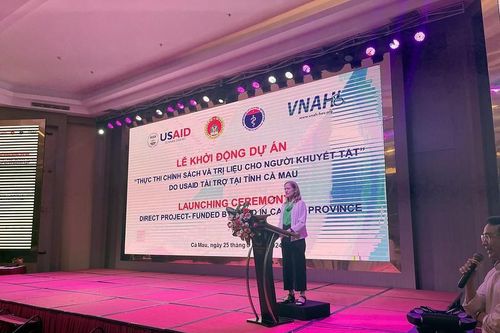 Hoa Kỳ khởi động dự án hỗ trợ 700 người khuyết tật tại tỉnh Cà Mau