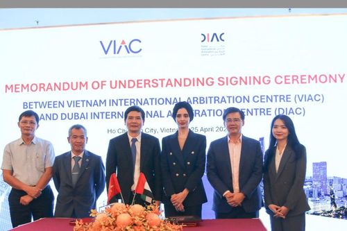 Trung tâm Trọng tài Quốc tế Việt Nam và Dubai ký Biên bản ghi nhớ hợp tác