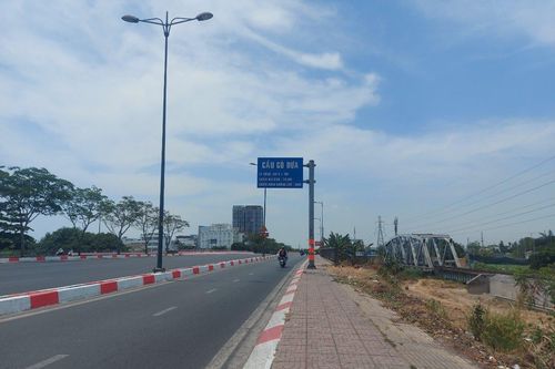 TP.HCM: Gần 900 trường hợp đi ngược chiều trên đường Phạm Văn Đồng