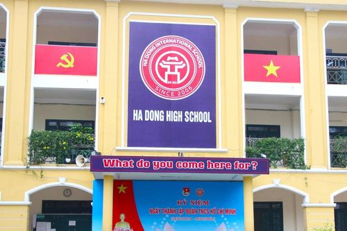 Thực hư việc trường ở Hà Nội tăng học phí đột ngột, buộc học sinh thôi học nếu không nộp