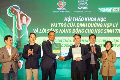 Phụ huynh đồng hành cùng con cải thiện sức bền