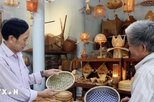Lập Trung tâm Xúc tiến Đầu tư, Thương mại, Hỗ trợ doanh nghiệp Thừa Thiên-Huế