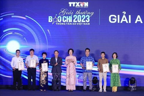 Giải thưởng Báo chí TTXVN 2023: Để dòng tin Thông tấn không bao giờ ngừng chảy