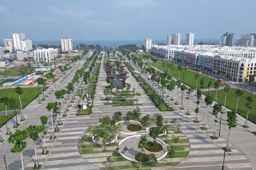 Quảng trường biển Sầm Sơn sức chứa 10.000 người trước ngày khai trương