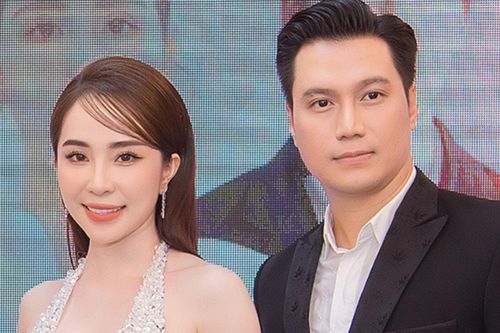 Những cảnh hôn 'bỏng mắt' của Việt Anh: Cảnh dài một phút với Bảo Thanh, Quỳnh Nga là cảm xúc nhất