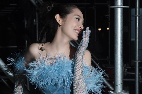 Bảo Anh nuôi con trong chung cư cao cấp chục tỷ